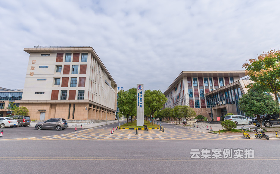 工廠遠(yuǎn)程監(jiān)測(cè)系統(tǒng)