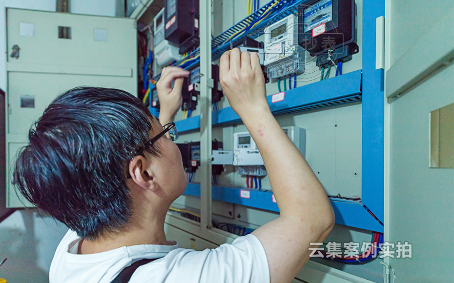 ُV늱A(y)M(fi)ϵy(tng)